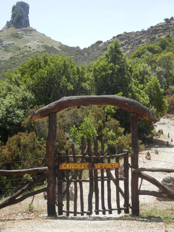 Appartamento Maremontagna Cardedu Luaran gambar